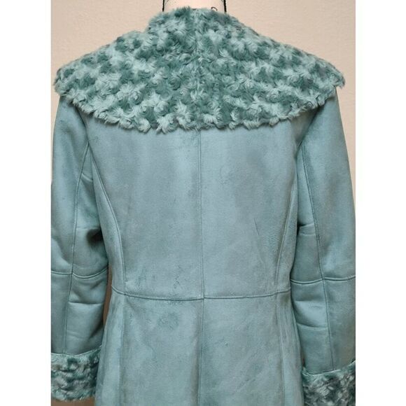 Women's Blue Coat - Picture 12 of 16